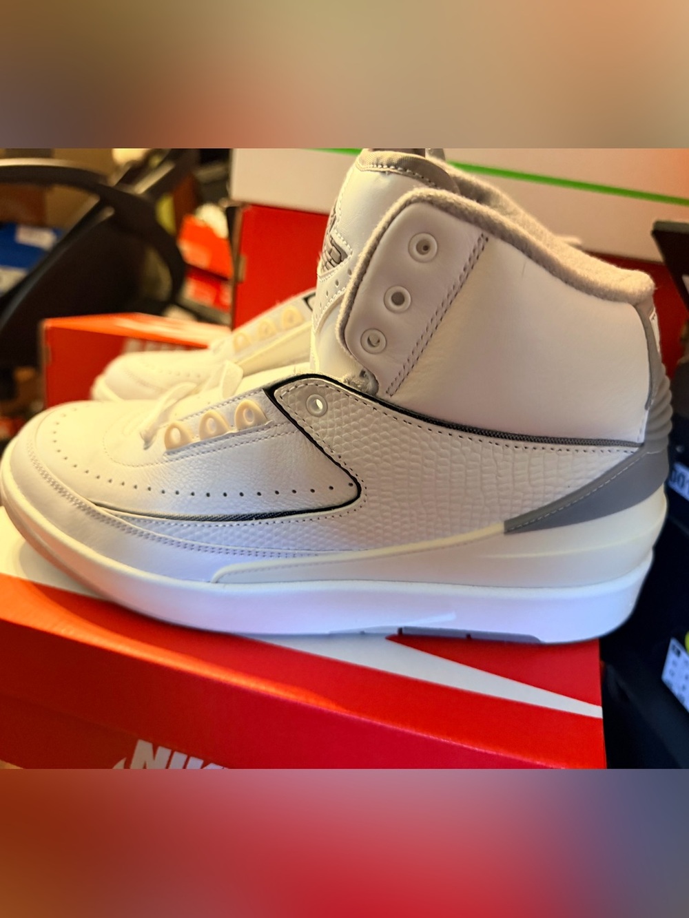 9M Jordan 2 Retro High White/Cement Grey/Sail/Black